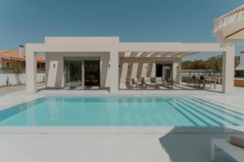 D & A  private pool villas zakynthos zante